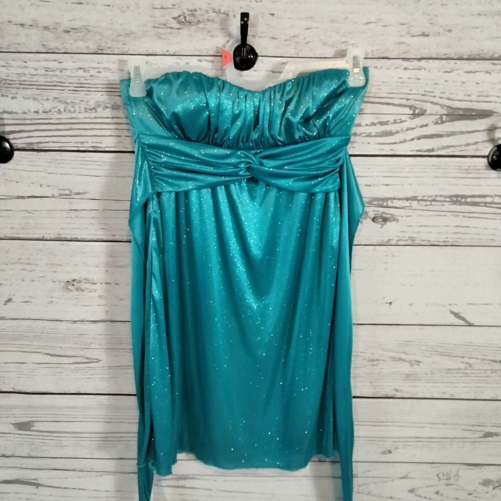 Pre-owned. "Charlotte Russe" woman's dress